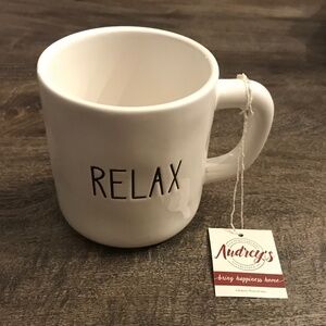 NWT Audrey’s white RELAX mug